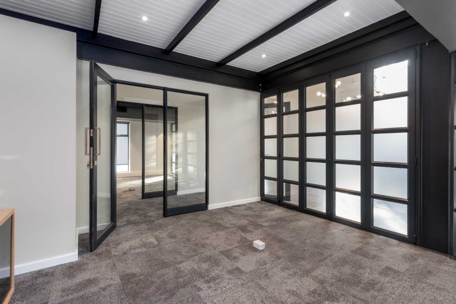 To Let Commercial Property for Rent in Val De Vie Estate Western Cape